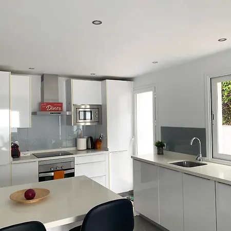 Increible Bajo Con Jardin Y Piscina - Puerto Banus * Marbella