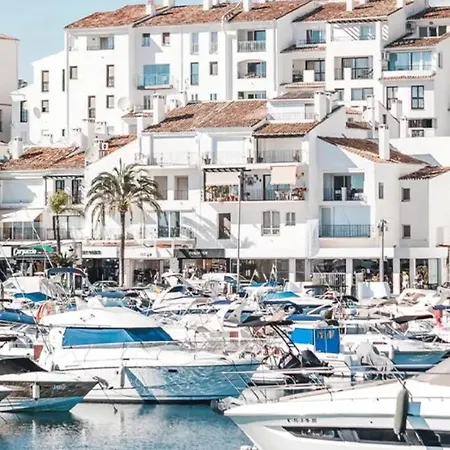 Increible Bajo Con Jardin Y Piscina - Puerto Banus Lägenhet *