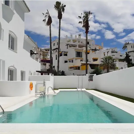Increible Bajo Con Jardin Y Piscina - Puerto Banus Lägenhet Marbella