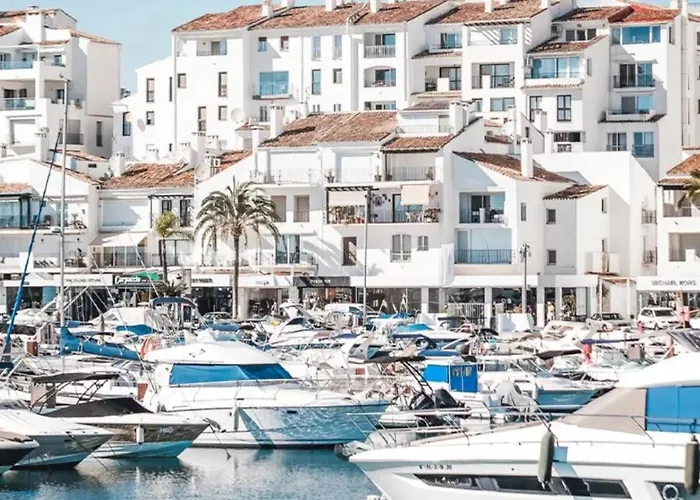 Increíble Bajo Con Jardín Y Piscina - Puerto Banús Apartamento *